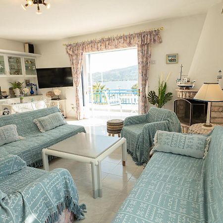 הוילה Poros Town Rigos House At Askeli Beach, Poros Island מראה חיצוני תמונה