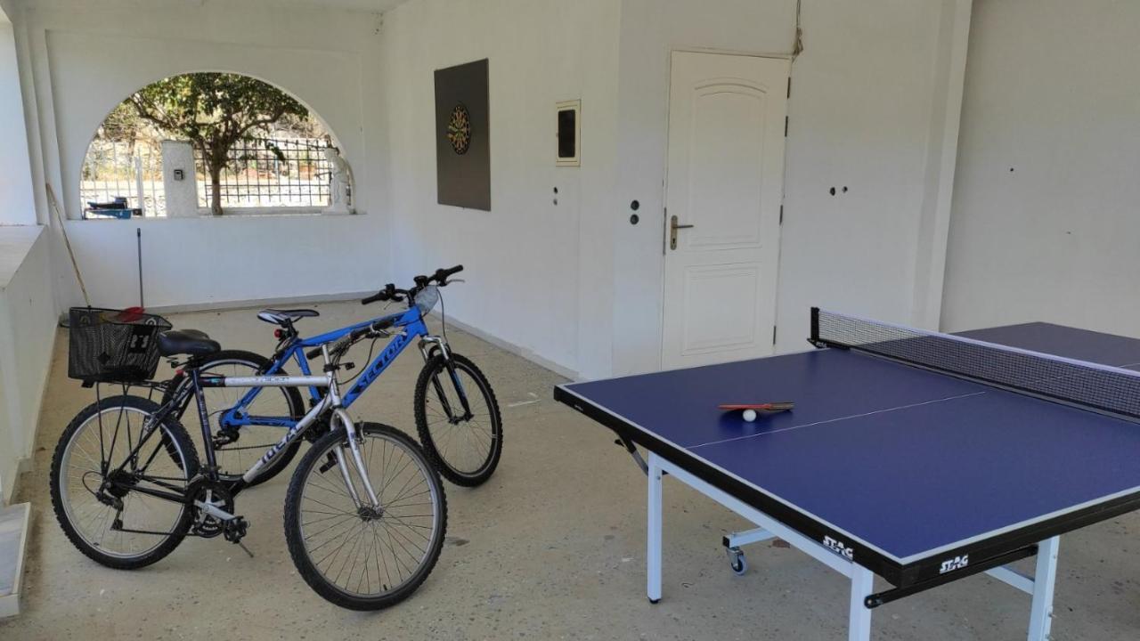 הוילה Poros Town Rigos House At Askeli Beach, Poros Island מראה חיצוני תמונה