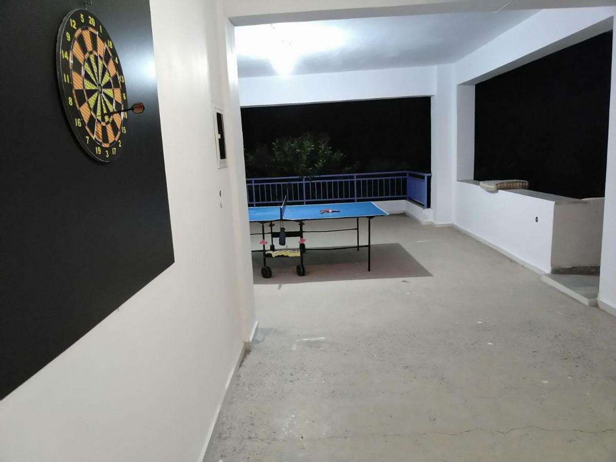 הוילה Poros Town Rigos House At Askeli Beach, Poros Island מראה חיצוני תמונה